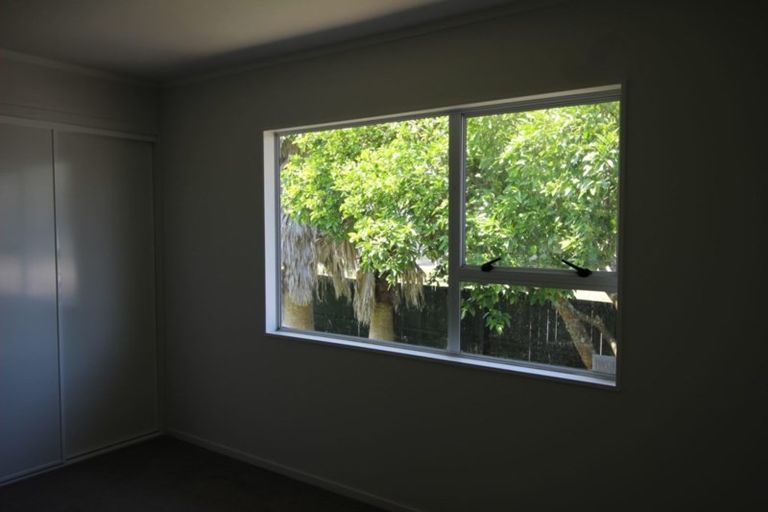 Photo of property in 2 Frank Hewitt Street, Pukekohe, 2120