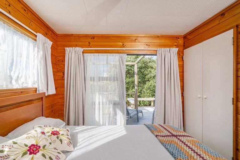 Photo of property in 117 Kowhai Avenue, Matarangi, Whitianga, 3592