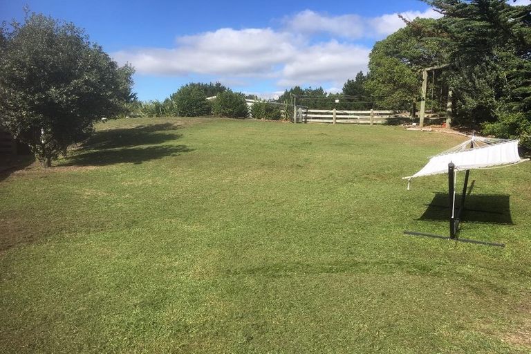 Photo of property in 32 Forest Road, Waitarere Beach, Levin, 5510