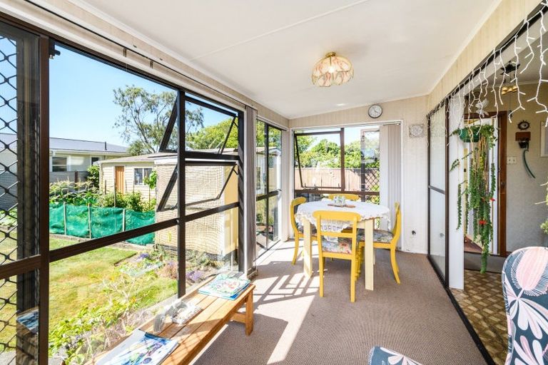 Photo of property in 11 London Terrace, Awapuni, Palmerston North, 4412