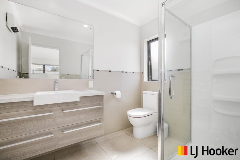 Photo of property in 3 Manene Street, Wattle Downs, Auckland, 2103