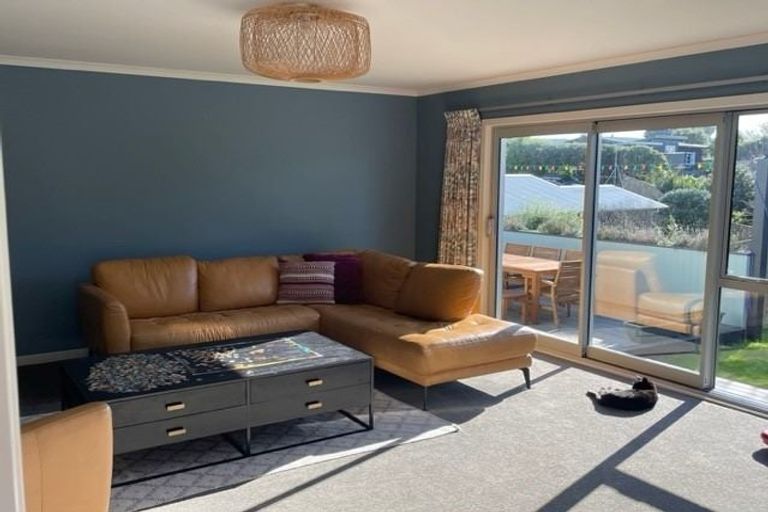 Photo of property in 44 Margaret Road, Raumati Beach, Paraparaumu, 5032