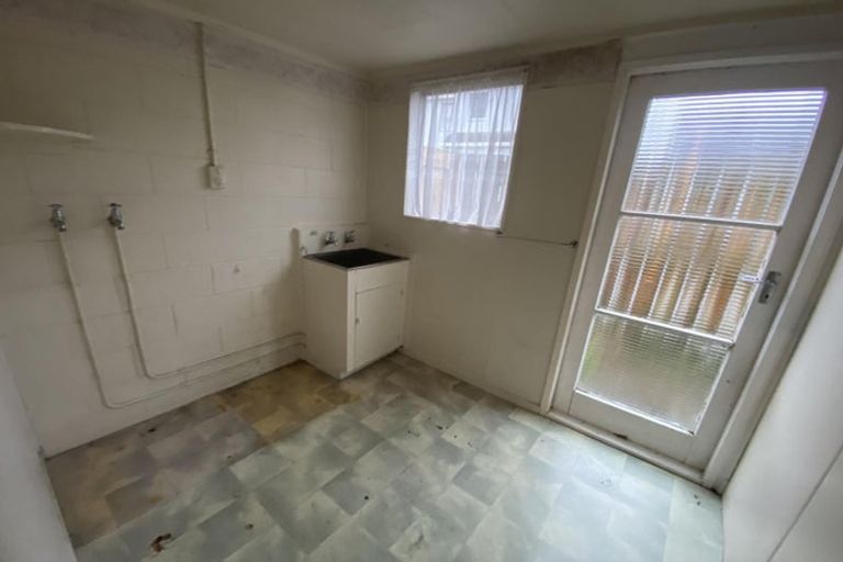 Photo of property in 17 Manse Street, Regent, Whangarei, 0112