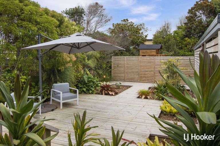 Photo of property in 44 Hillview Road, Waihi Beach, 3611