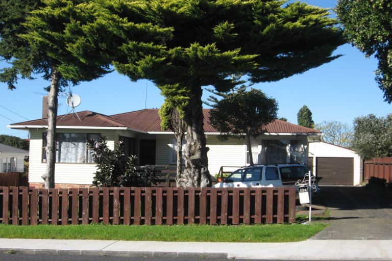 Photo of property in 124 Weymouth Road, Manurewa, Auckland, 2102