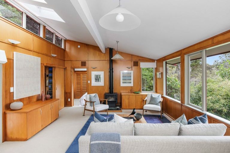 Photo of property in 68-70 Matakatia Parade, Matakatia, Whangaparaoa, 0930