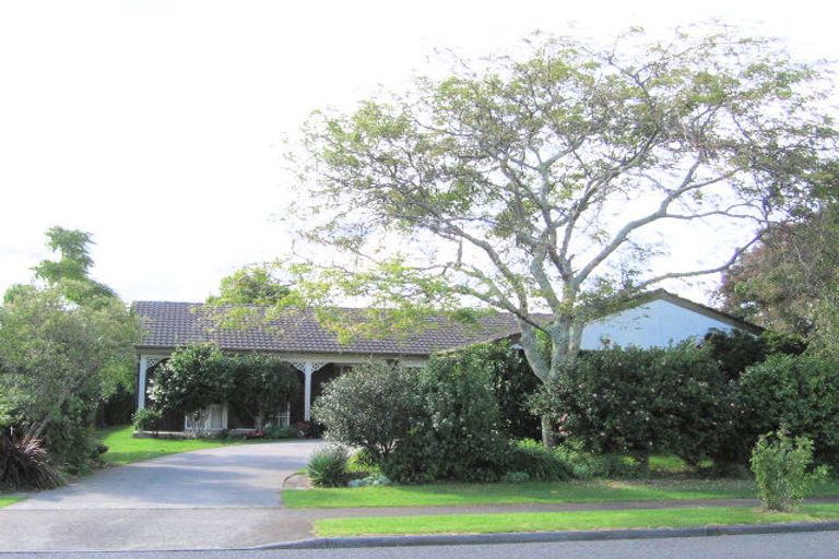 Photo of property in 32 Butley Drive, Farm Cove, Auckland, 2012