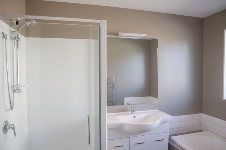 Photo of property in 24 Murphys Road, Halswell, Christchurch, 8025