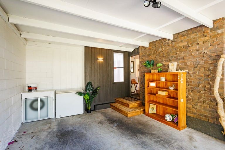 Photo of property in 42a Elmira Avenue, Hokowhitu, Palmerston North, 4410