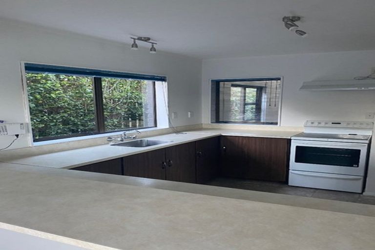 Photo of property in 38 Kapanui Road, Waikanae, 5036