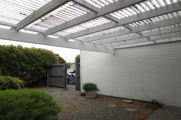 Photo of property in 166 Wairakei Road, Bryndwr, Christchurch, 8053