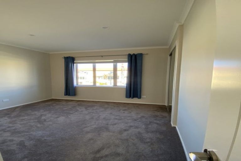 Photo of property in 19 Rue D' Amarres, Gulf Harbour, Whangaparaoa, 0930