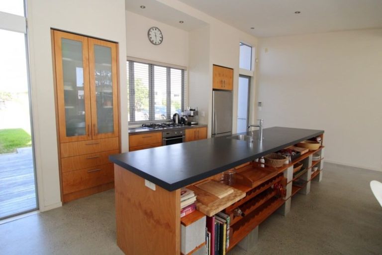 Photo of property in 146 Sands Crescent, Matarangi, Whitianga, 3592