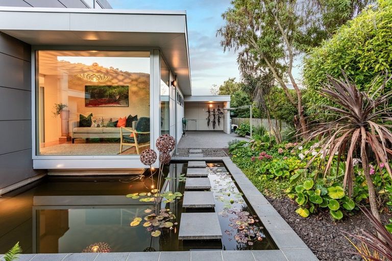 Photo of property in 72 Wakatu Avenue, Moncks Bay, Christchurch, 8081