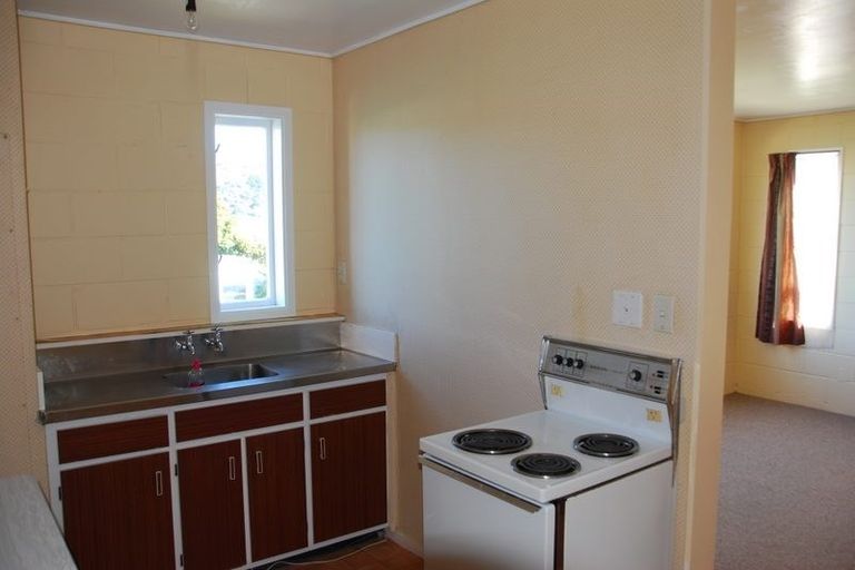 Photo of property in 129 Constable Street, Newtown, Wellington, 6021