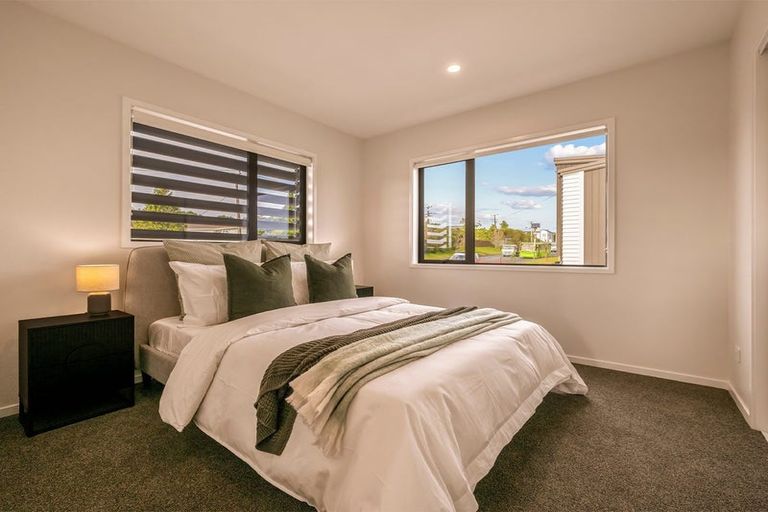 Photo of property in 5/721 Te Atatu Road, Te Atatu Peninsula, Auckland, 0610