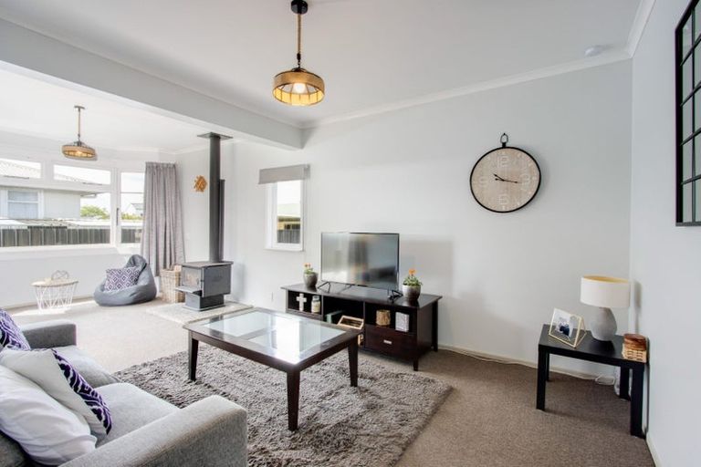 Photo of property in 1019a Reka Street, Akina, Hastings, 4122