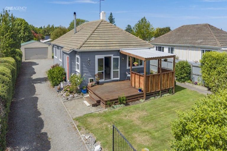Photo of property in 8 Lindon Street, Rangiora, 7400