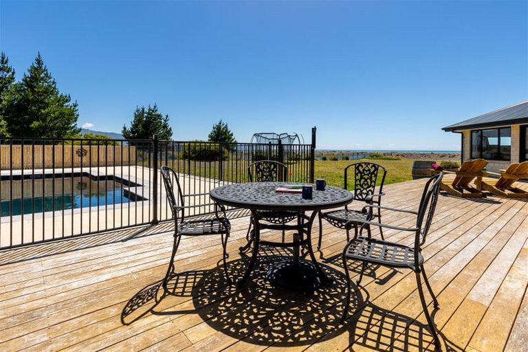 Photo of property in 37 Ocean View Crescent, Rarangi, Blenheim, 7273