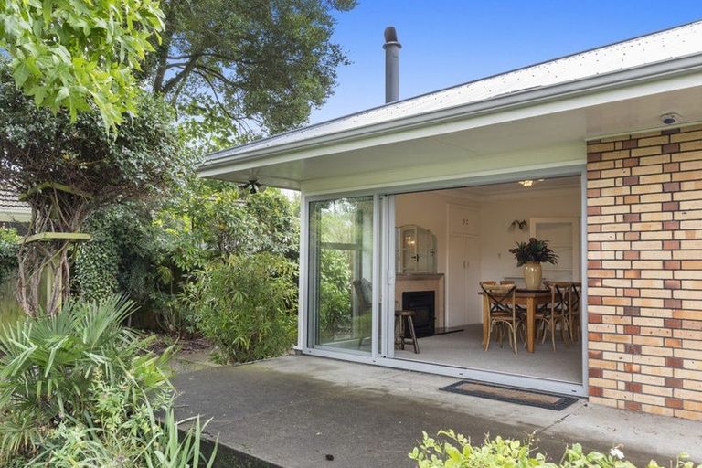 Photo of property in 26 Joyce Crescent, Ilam, Christchurch, 8041