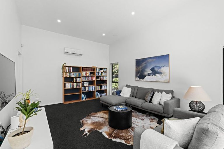 Photo of property in 7 Carnaby Close, St Albans, Christchurch, 8052