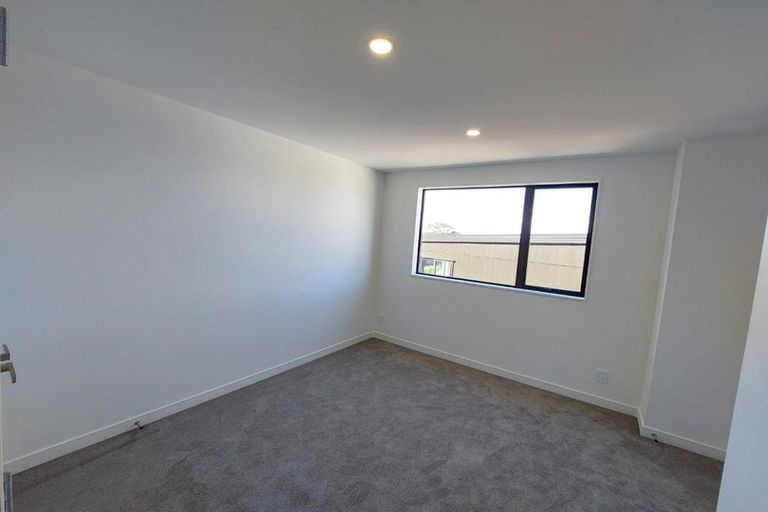 Photo of property in 11/72 Alfriston Road, Manurewa East, Auckland, 2102