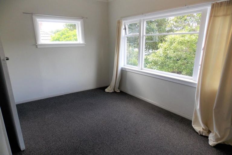 Photo of property in 14 Darwin Street, Karori, Wellington, 6012