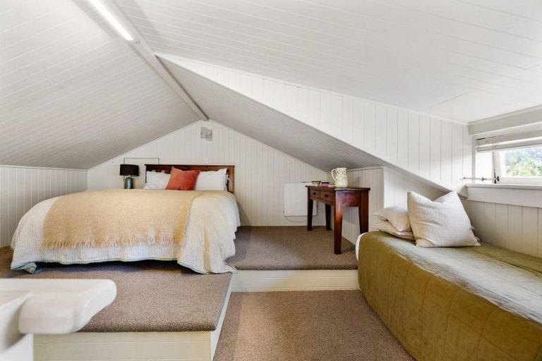 Photo of property in 16 Reynolds Road, Havelock North, 4130