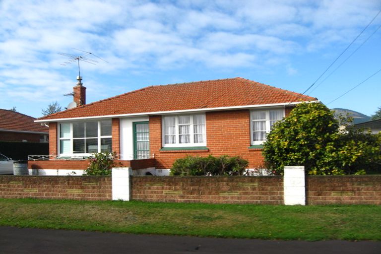 Photo of property in 33 Tay Street, Mosgiel, 9024