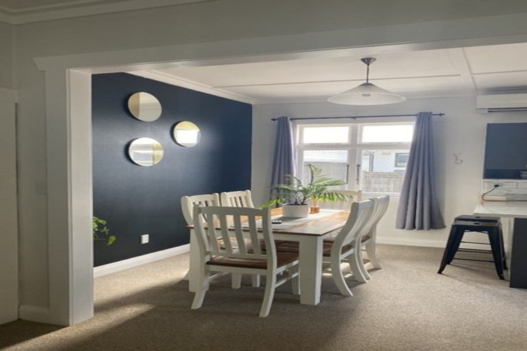 Photo of property in 3a Tupoki Street, Glen Avon, New Plymouth, 4312