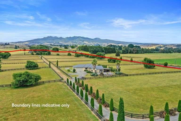 Photo of property in 1050 Te Pahu Road, Karamu, Hamilton, 3285