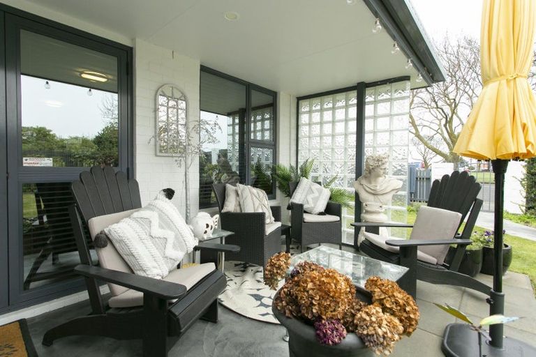 Photo of property in 21 Mona Square, Ashburton, 7700