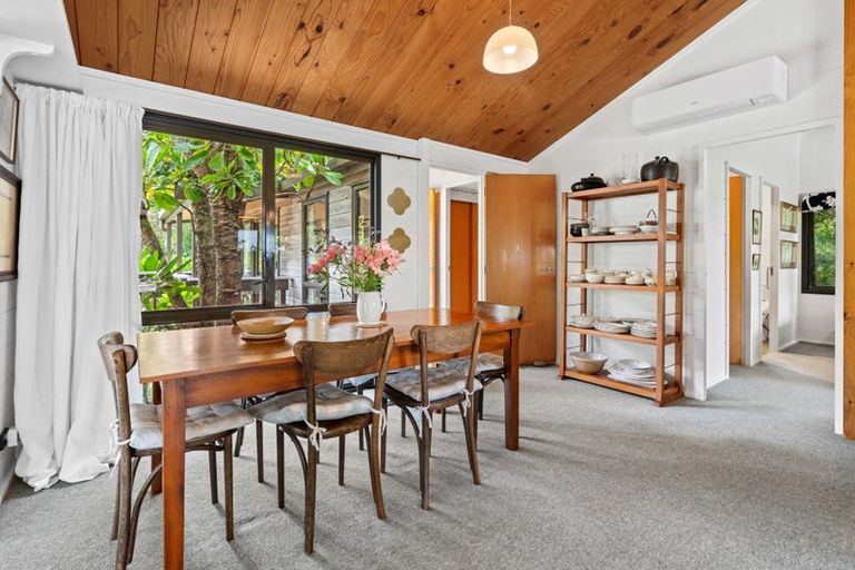 Photo of property in 2003 Whangarei Heads Road, Whangarei Heads, Whangarei, 0174