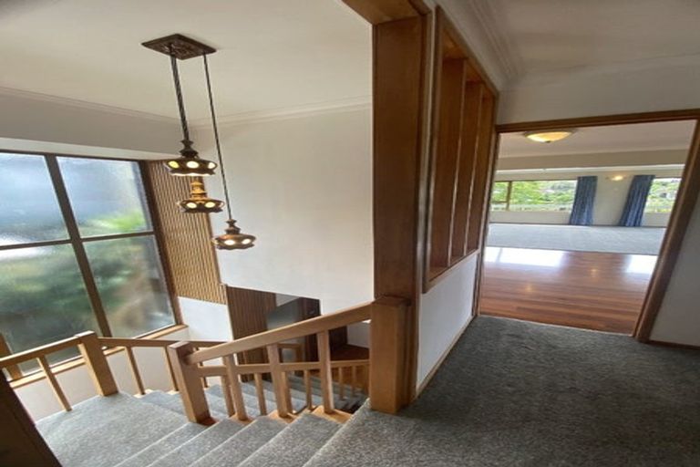 Photo of property in 1/46 Lyons Avenue, Murrays Bay, Auckland, 0630