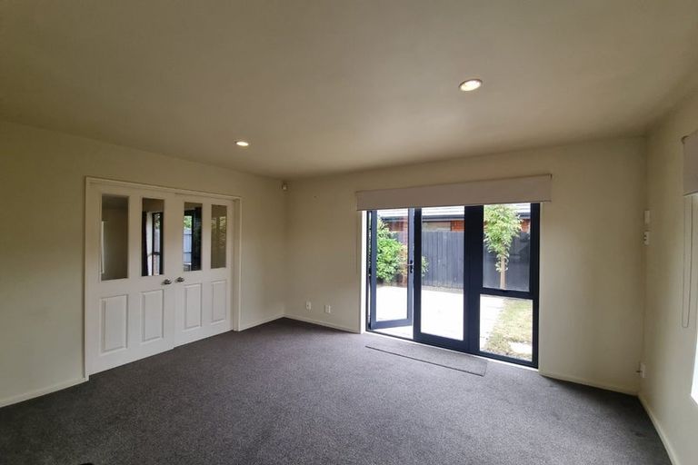 Photo of property in 1/102 Roberta Drive, Somerfield, Christchurch, 8024