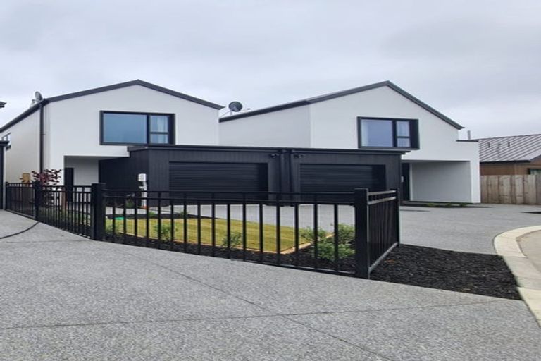 Photo of property in 8 Nevermore Place, Halswell, Christchurch, 8025