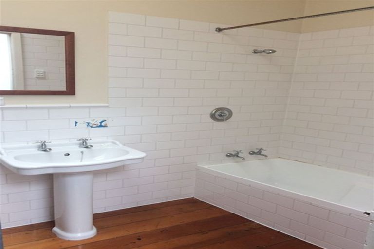 Photo of property in 241 Stuart Street, Dunedin Central, Dunedin, 9016