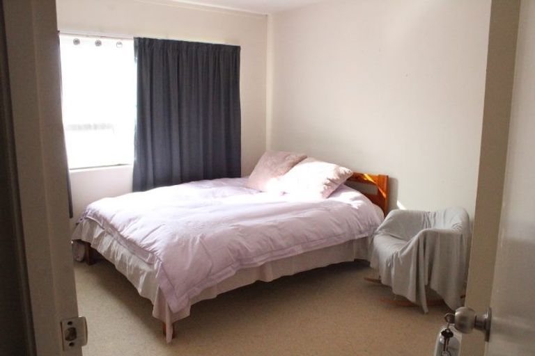 Photo of property in 1/328 Bucklands Beach Road, Bucklands Beach, Auckland, 2012