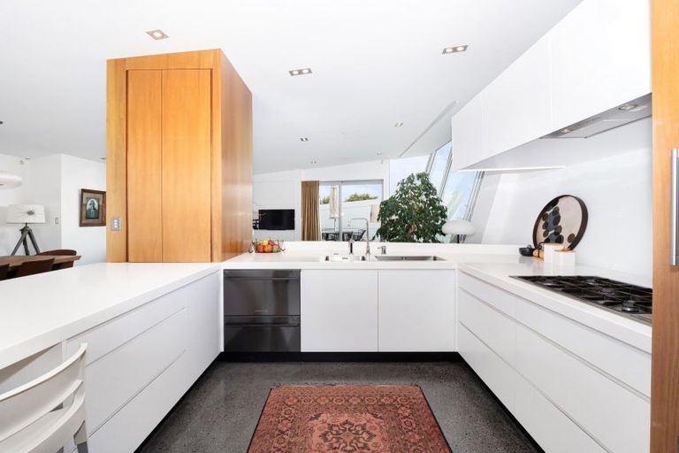 Photo of property in 28c Orkney Road, Mount Maunganui, 3116