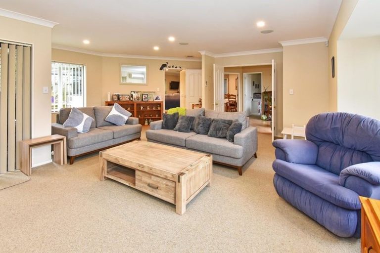 Photo of property in 9 Dan Bryant Place, Pukekohe, 2120