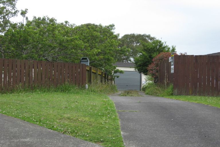 Photo of property in 10 Vimy Place, Mangere, Auckland, 2022