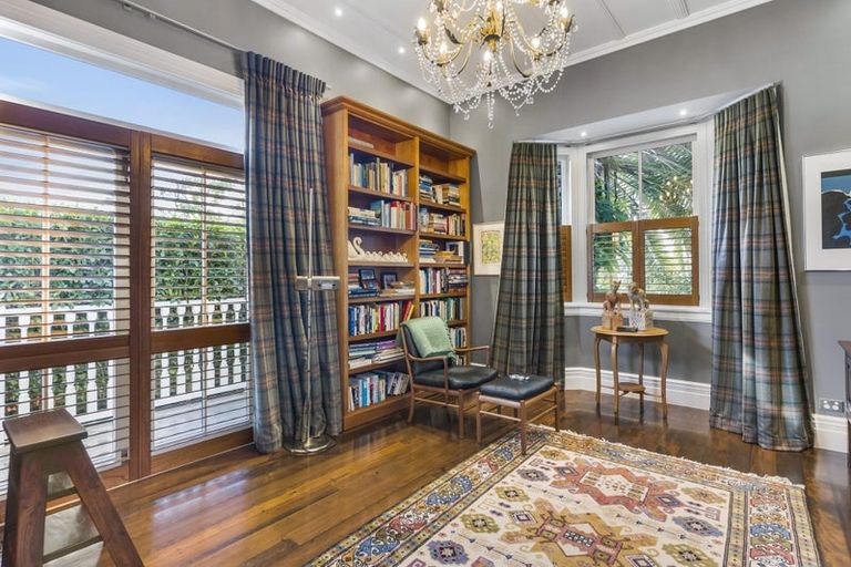 Photo of property in 86 Sarsfield Street, Herne Bay, Auckland, 1011