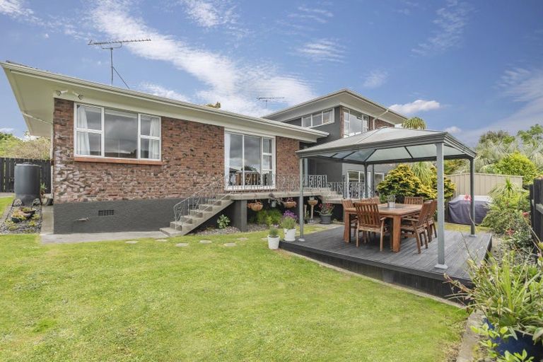 Photo of property in 3 Alf Walker Place, Papakura, 2110