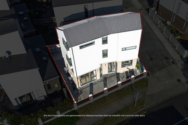Photo of property in 2 Koropiko Lane, Flat Bush, Auckland, 2019