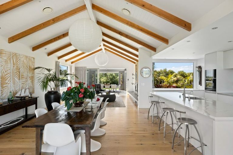 Photo of property in 265 Forestry Road, Waitoki, Kaukapakapa, 0871