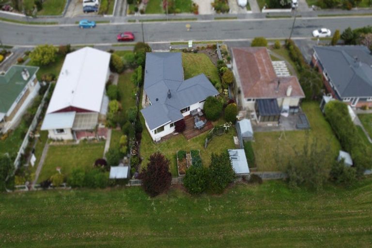 Photo of property in 14 Oxford Street, Holmes Hill, Oamaru, 9401