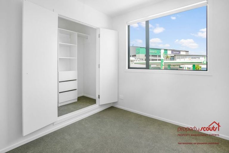 Photo of property in 4/694 Whangaparaoa Road, Stanmore Bay, Whangaparaoa, 0932