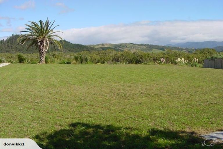 Photo of property in 1 Hei Esplanade, Whitianga, 3510