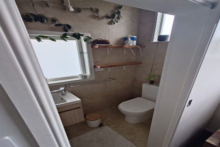 Photo of property in 11b Selwyn Avenue, Avenues, Whangarei, 0110