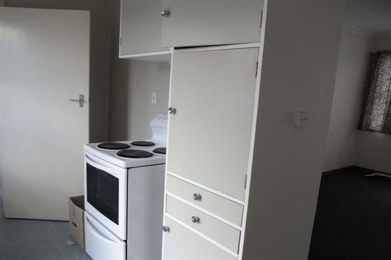 Photo of property in 87 Featherston Street, Takaro, Palmerston North, 4412